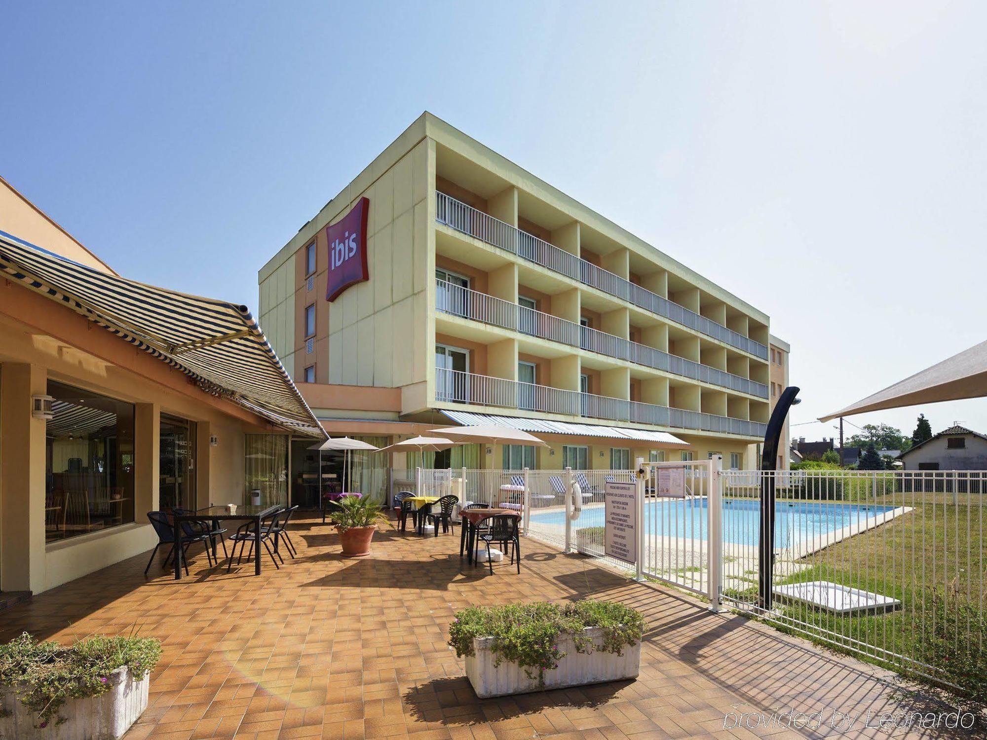 Hotel ibis Tarbes Odos Exterior foto